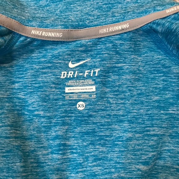 Nike Dri- Fit long sleeve running shirt - Picture 3 of 3
